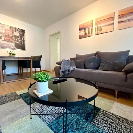 Apartmán Modern Eingerichtete Stadtwohnung In Wollishofen Curych
