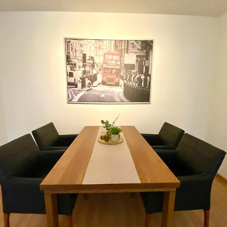 Modern Eingerichtete Stadtwohnung In Wollishofen *