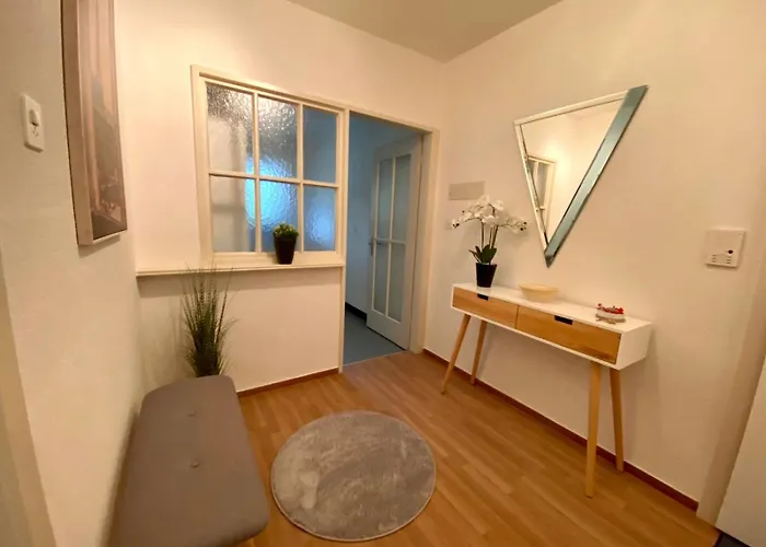 Modern Eingerichtete Stadtwohnung In Wollishofen * Curych