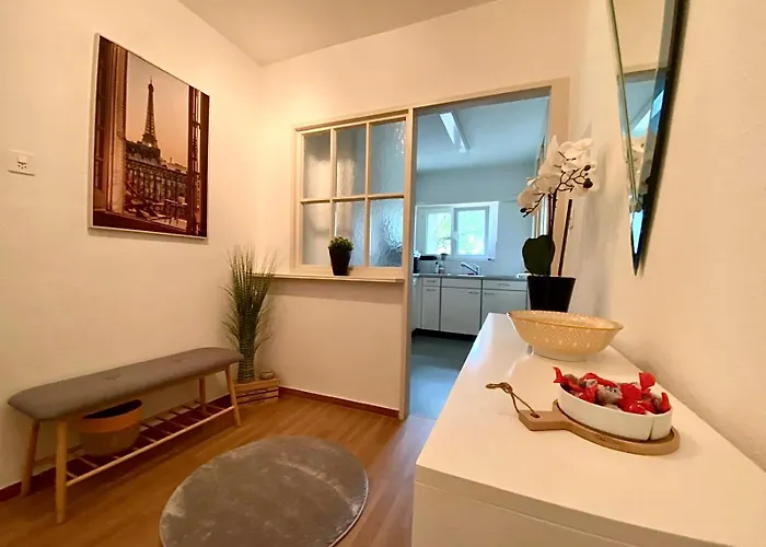 Modern Eingerichtete Stadtwohnung In Wollishofen