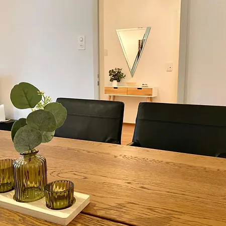 Modern Eingerichtete Stadtwohnung In Wollishofen Zürih